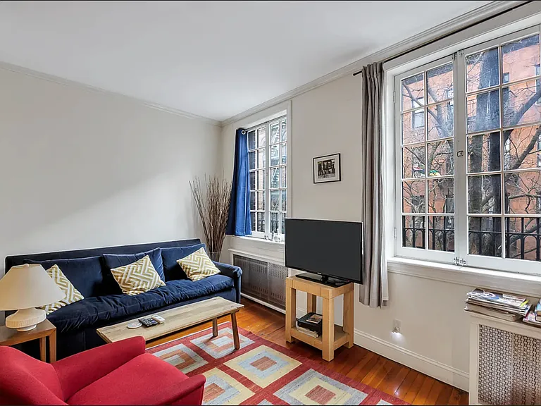 112 Christopher St #3F — Photo 2