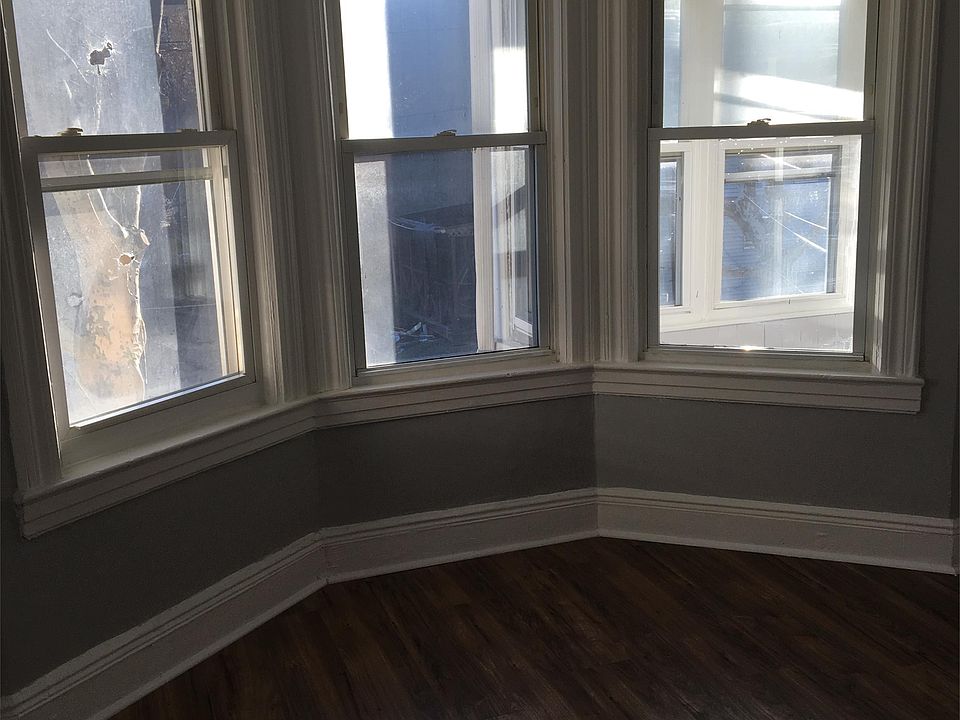 2nd image of 50 New St Fl 1