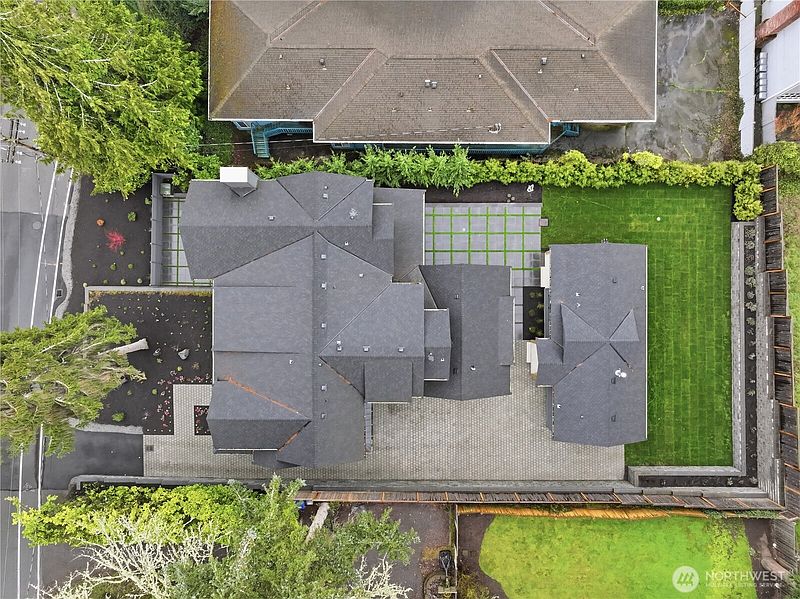 2nd image of 10710 SE 16th Street