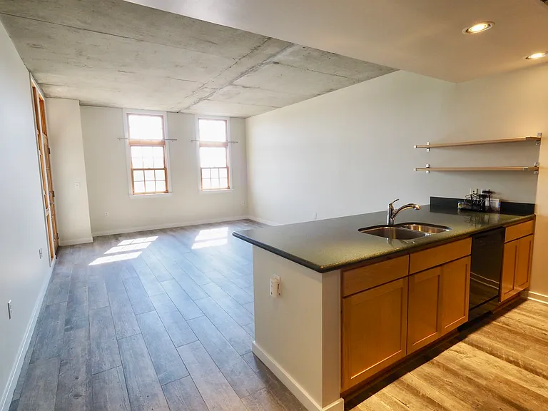 275 S Harrison St #505 — Photo 14