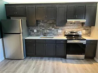 35 E Main St — Photo 6