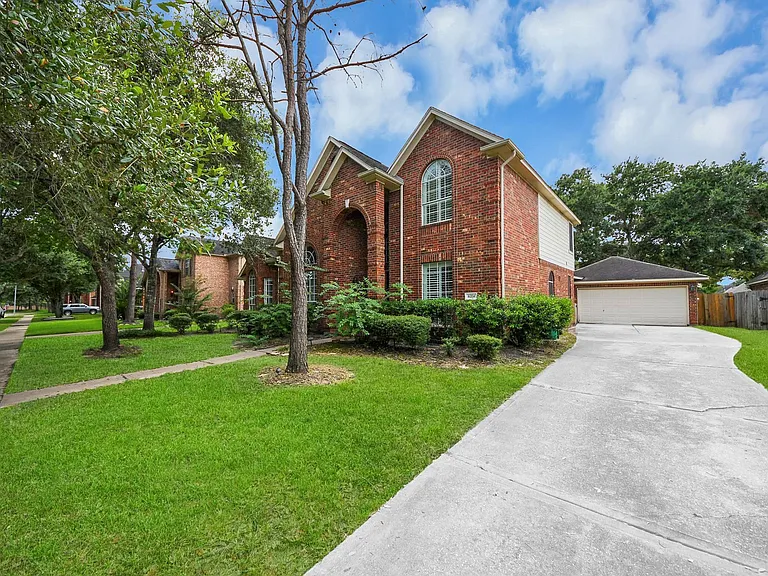 6314 Holly Canyon Ct — Photo 46