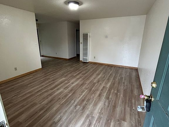 2nd image of 1460 Larissa Cir #A