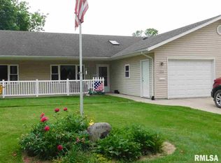 303 E 2nd St, Tipton, IA 52772