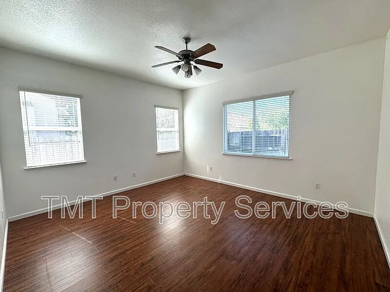 8622 Neopolitan Way — Photo 6