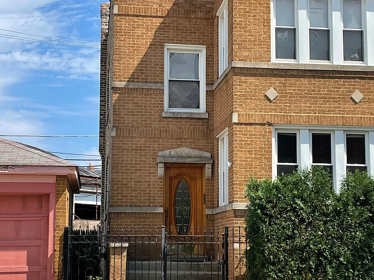 3541 N Lowell Ave #2 — Photo 1