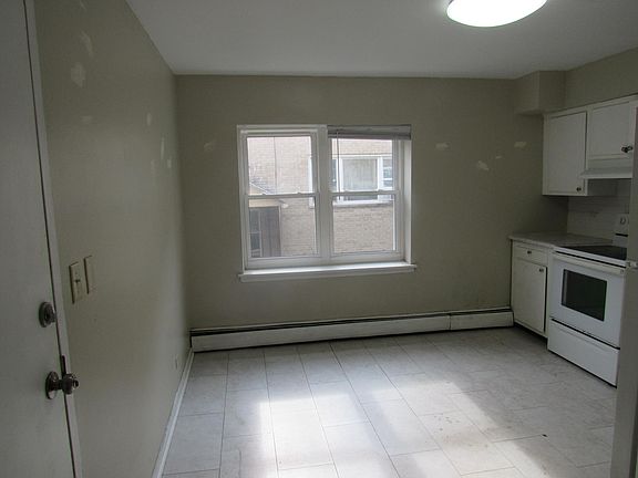 4th image of 334 Duane St #3