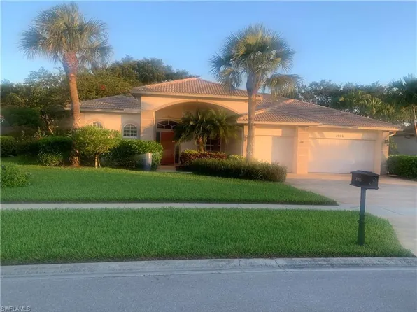 8906 Lely Island CIR, NAPLES, FL 34113