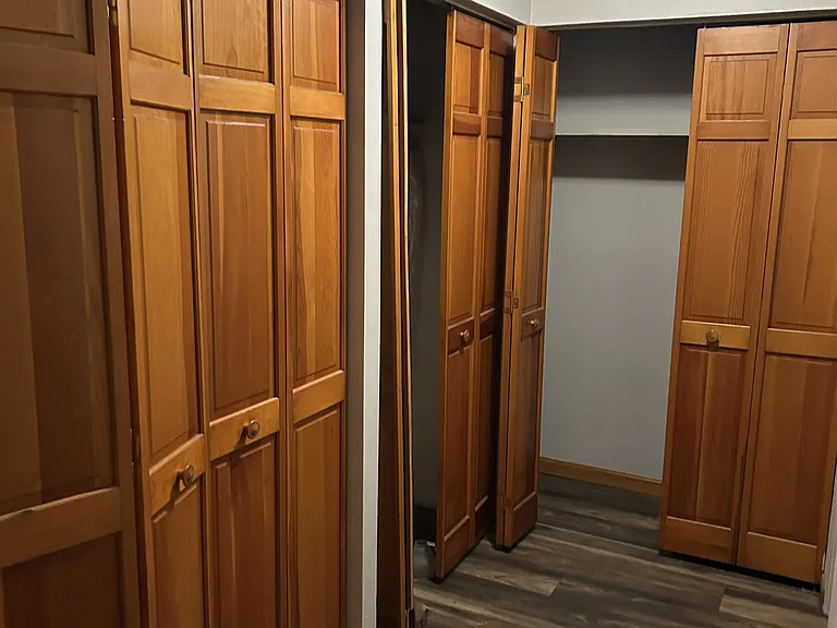 410 W Cook St #12 — Photo 5