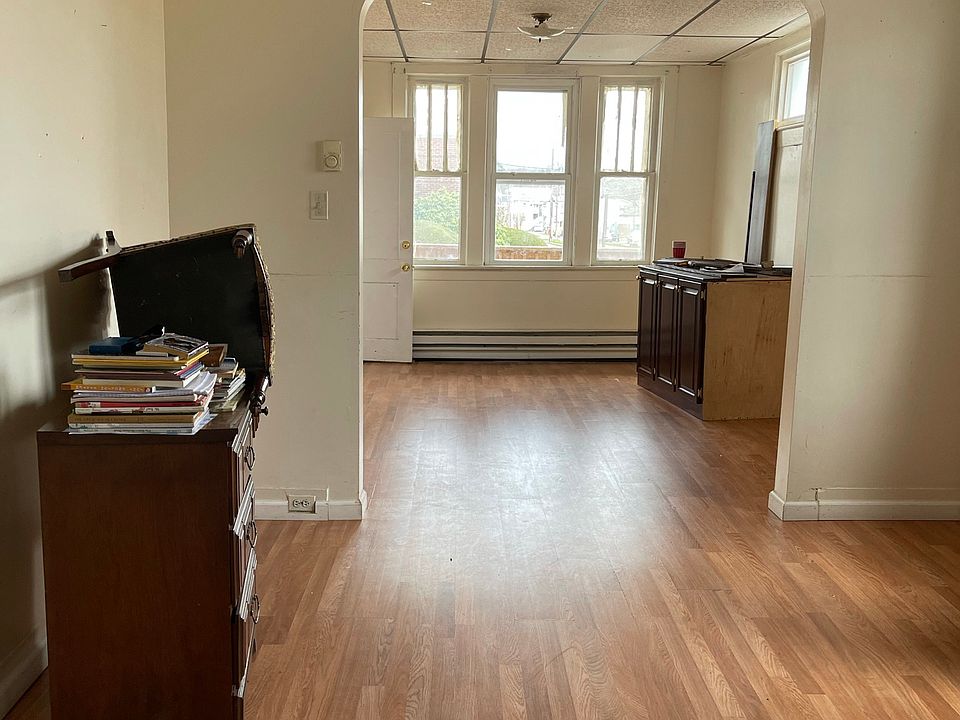 1st image of 101 S Wyoming St #1