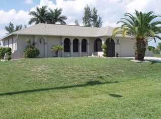 423 SE 17th St, Cape Coral, FL 33990