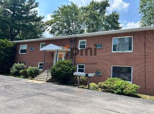 660 N Hobart Rd APT 5, Hobart, IN 46342