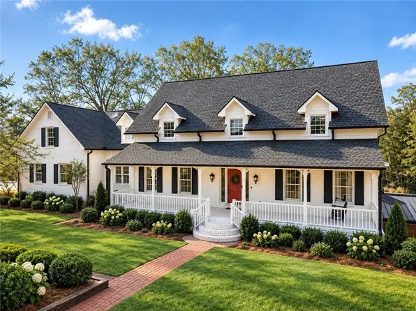 5422 Hill Rd SW, Powder Springs, GA 30127