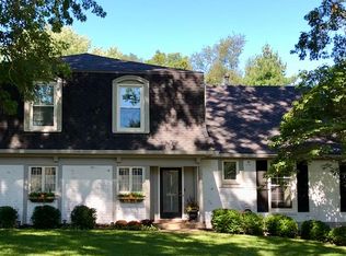 2012 W 81st St, Leawood, KS 66206