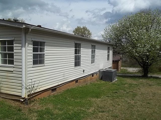 2nd image of 137 Gypsy St