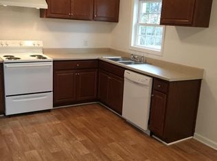 815 Nottingham Dr, Hampton, VA 23669