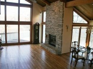 1592 Aqua Vista Dr, Lawrenceburg, IN