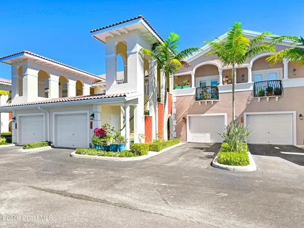 127 Lancha Cir APT 203, Indian Harbour Beach, FL 32937
