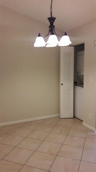 2nd image of 5564 Courtyard Dr