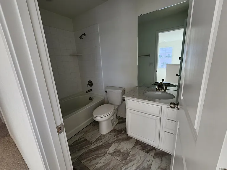 9017 Redfield Ln — Photo 8