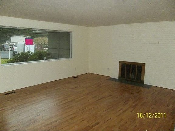 4th image of 8508 Bellwood Dr SW