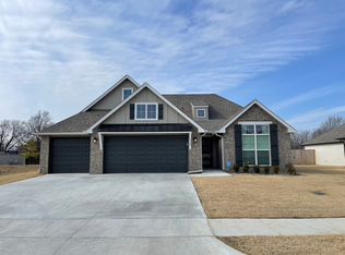 11904 N 130th Ave E, Collinsville, OK 74021