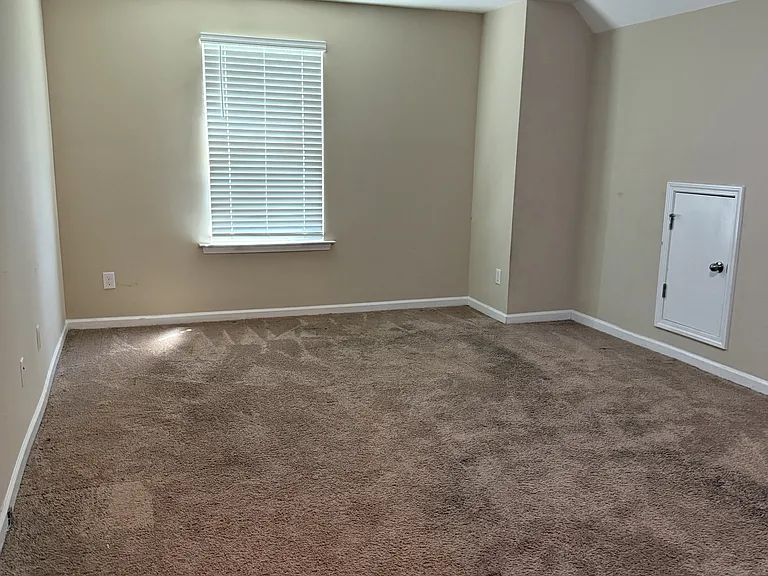 222 Skyway Dr — Photo 9