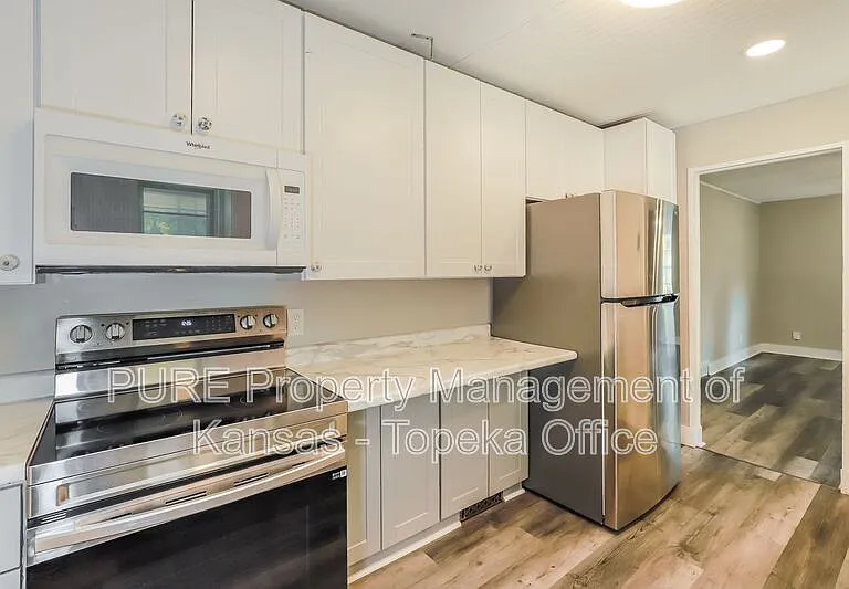 2416 SW 25th Dr — Photo 10