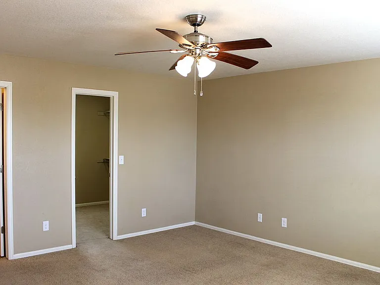 609 Botley Dr — Photo 7