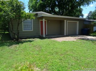 5034 Village Gln, San Antonio, TX 78218