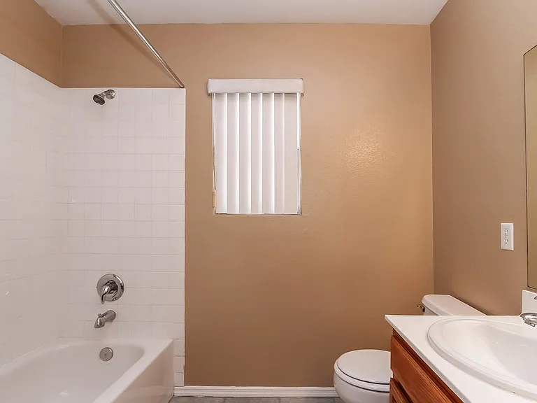 9060 Malarga St — Photo 20
