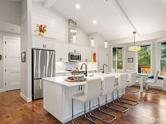 4th image of 141 E Hofaker Road