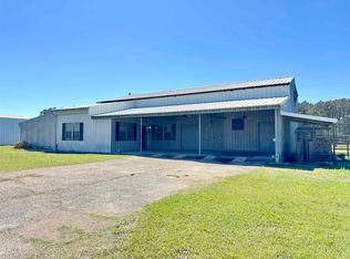 151 Private Road 779, De Berry, TX 75639