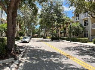 1136 Town Center Dr APT 13, Jupiter, FL 33458