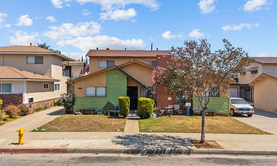 1st image of 2120 W Victoria Ave
