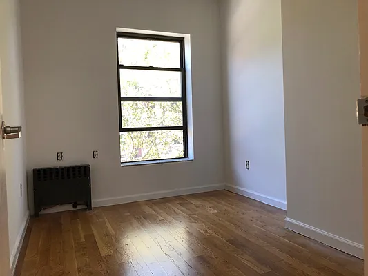 Rented by Brownstone Property Group | media 3