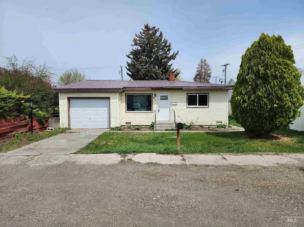 606 S 5th St, Rupert, ID 83350