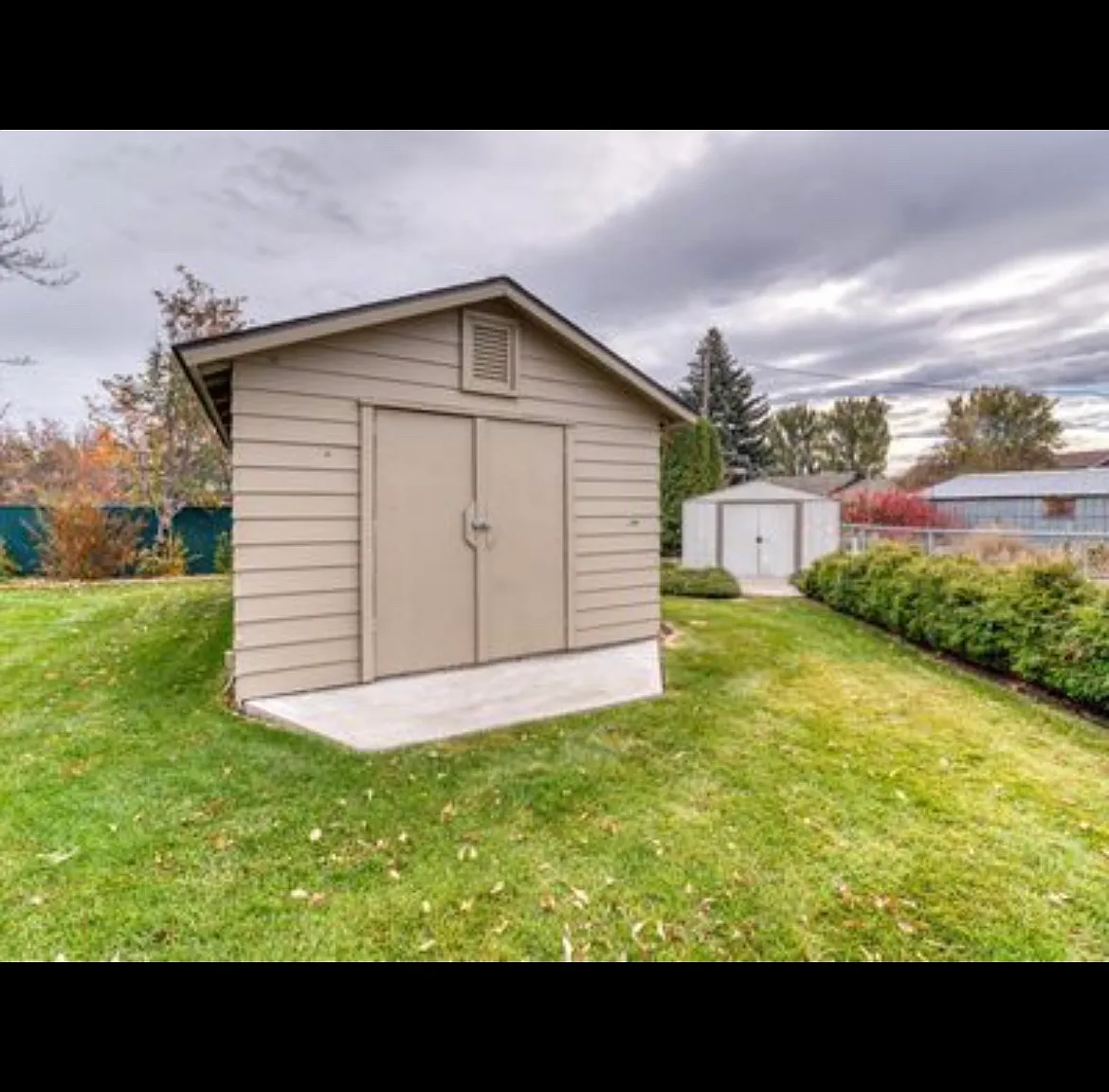 3 bed, 1140 sqft, $2,100 — Photo 2