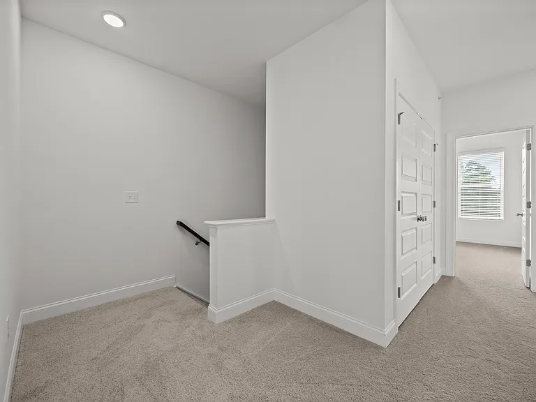 1233 S Blount St #201 — Photo 21