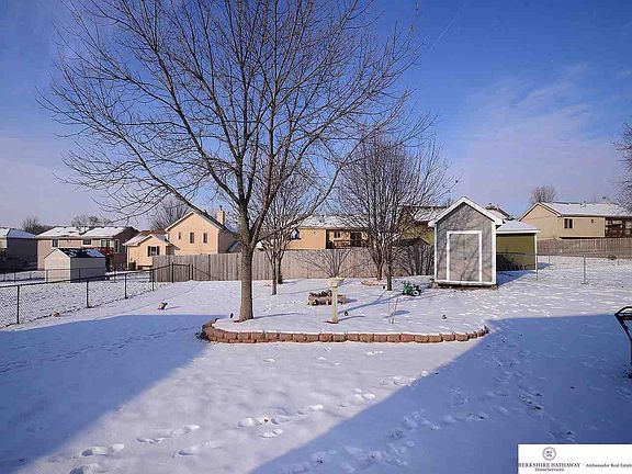 4th image of 11002 S 17th St