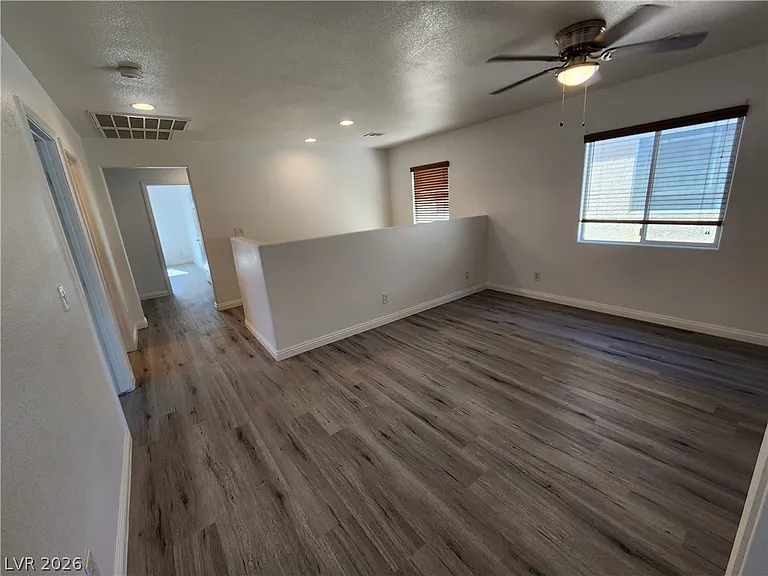 9106 Sheffield Garden Ave — Photo 2