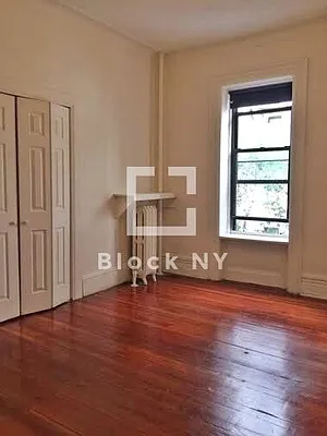 Rented by Block Holdings LLC | media 36