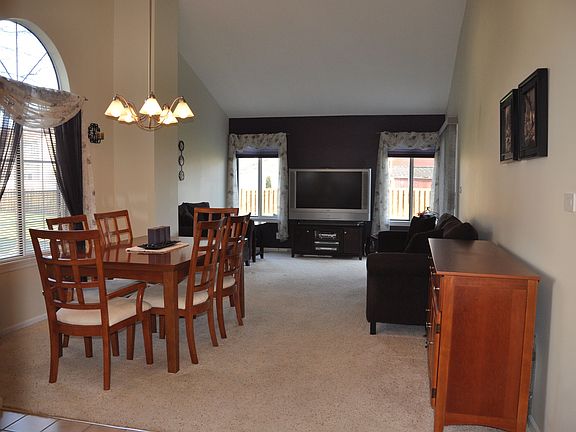 4th image of 541 Canterbury Dr