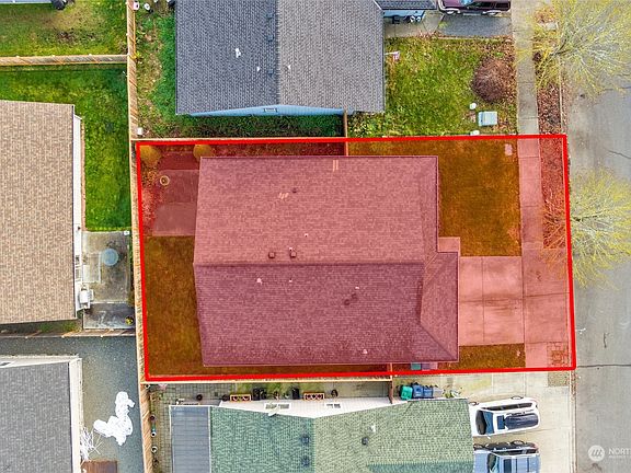 3rd image of 19231 45th Drive NE