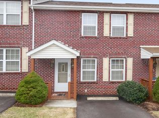 165 Hunters Rdg, Christiansburg, VA 24073