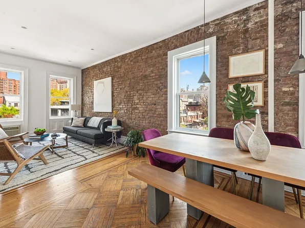 237 W 11th St APT 5C, New York, NY 10014