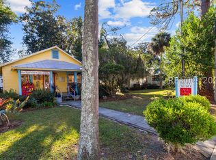 27 Calhoun St, Bluffton, SC 29910