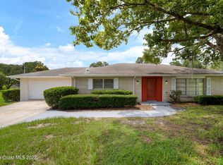 1305 S Highland Park Dr, Lake Wales, FL 33898