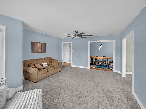 4th image of 251 N Church St APT 6