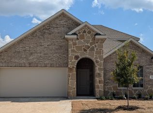 631 Carters Grove Dr, Fate, TX 75189